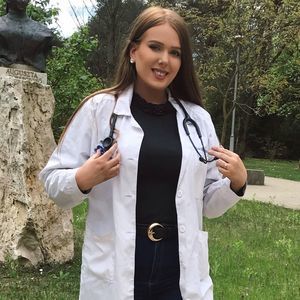 Meet your Posher, Ása s